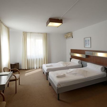 Vila Rosa Hotel Kolozsvár Kültér fotó