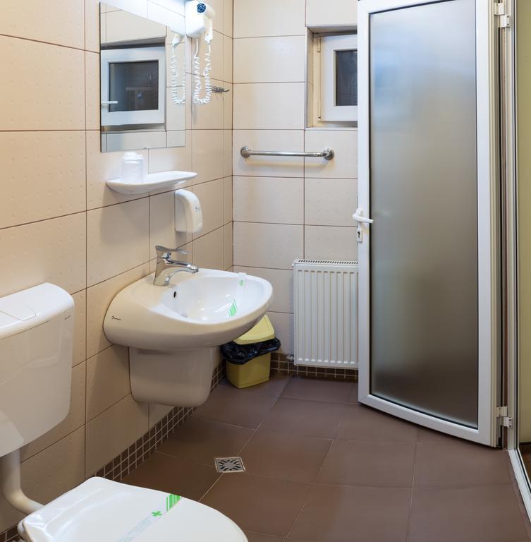 Vila Rosa Hotel Kolozsvár Szoba fotó