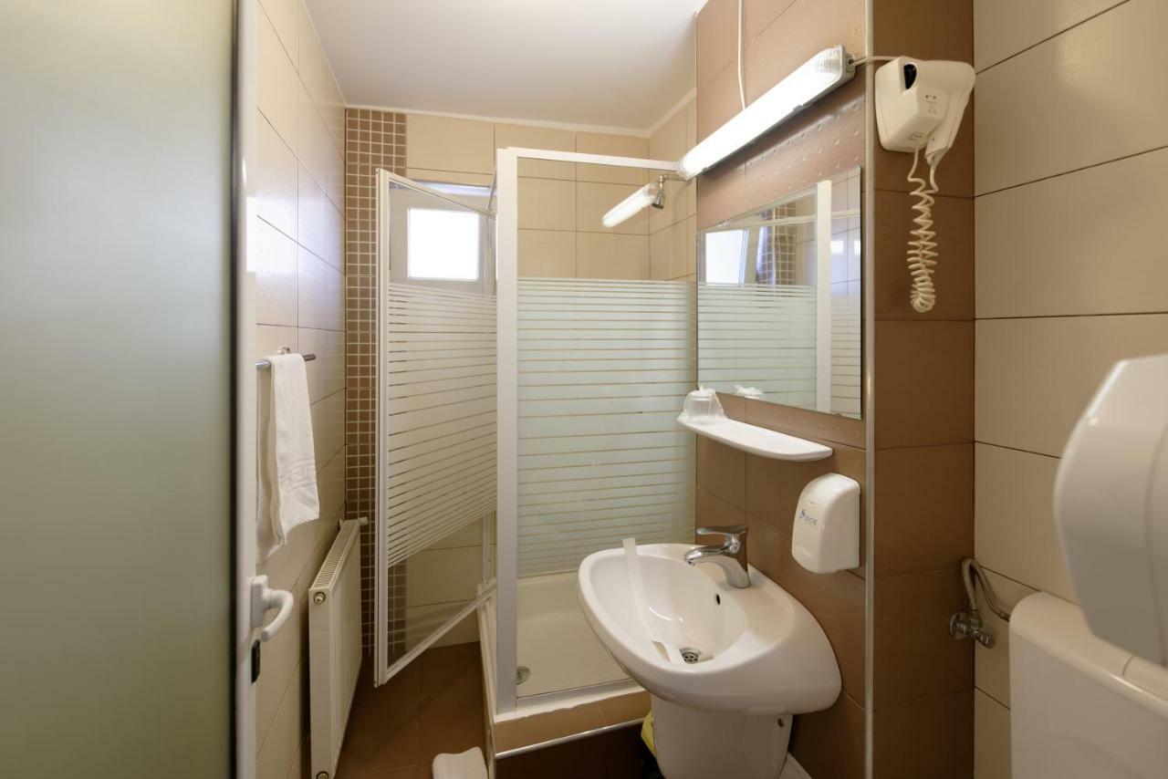 Vila Rosa Hotel Kolozsvár Kültér fotó
