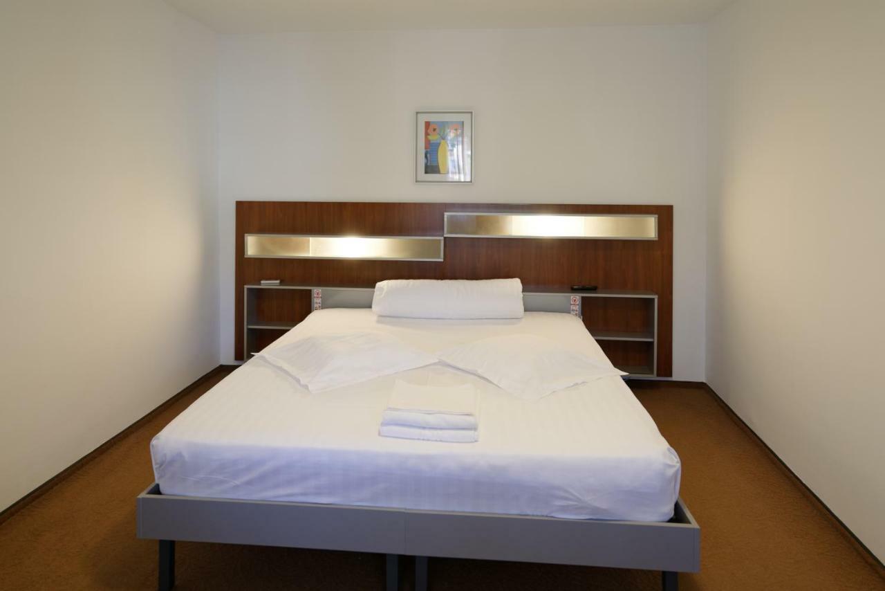 Vila Rosa Hotel Kolozsvár Kültér fotó